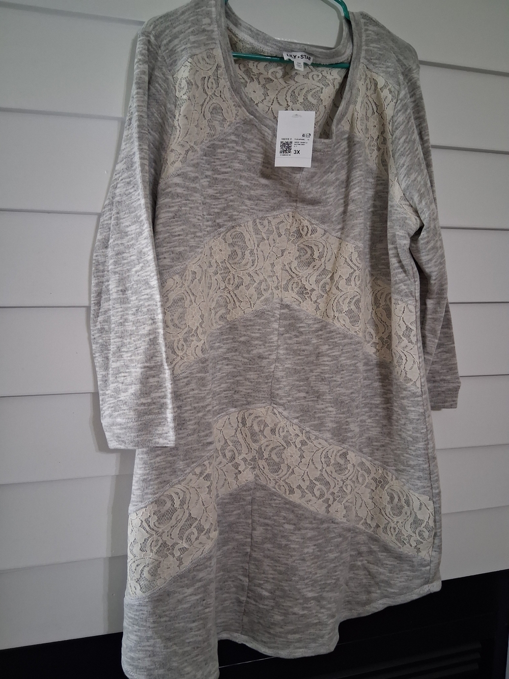 Forever 21 Gray and Cream Lace-Panel Midi Dress